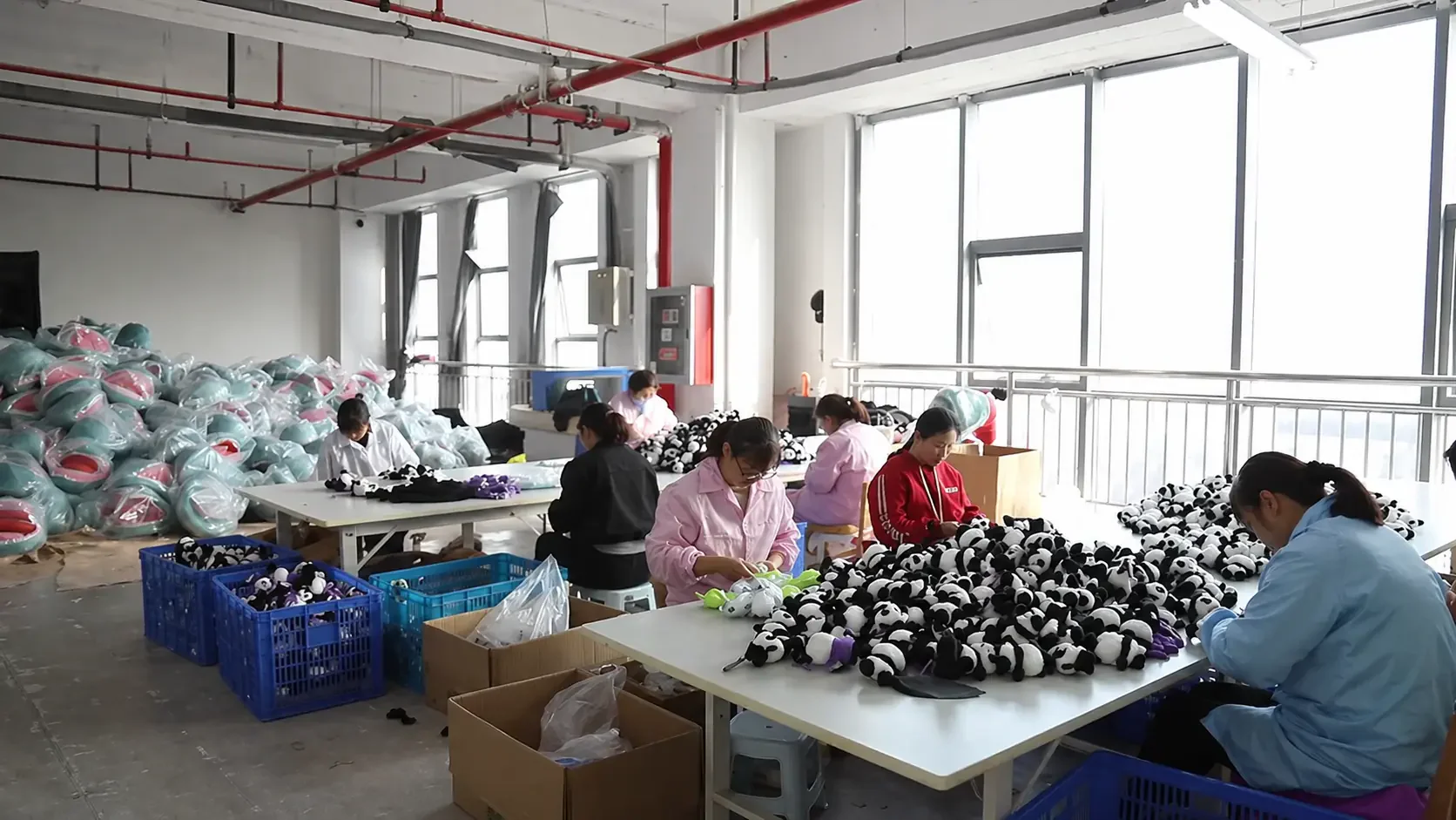 KUSIBEI plush products in mass production
